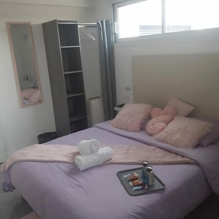 Love Room Douceur Tremblay-en-France Exterior foto